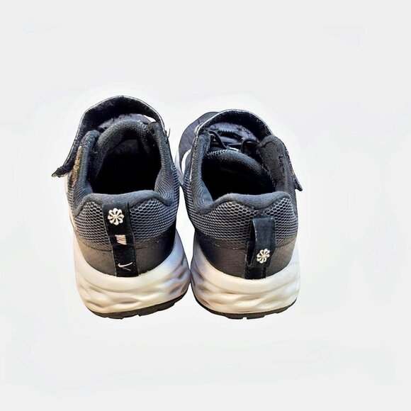 Nike Shoes Revolution 6 Running Sneakers Black Athletic Low size 12C - Picture 3 of 5